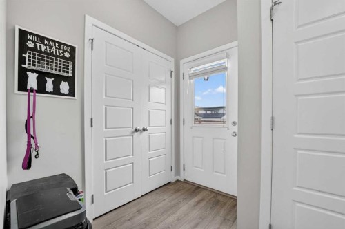 2812 47 Street South, Lethbridge, AB - Indoor Photo Showing Other Room