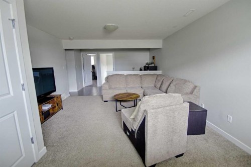 643 Moonlight Lane West, Lethbridge, AB - Indoor