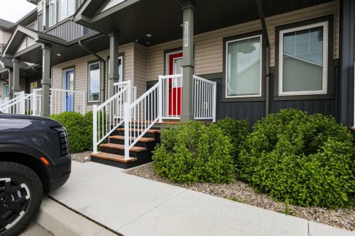 1508-210 Firelight Way West, Lethbridge, AB - Outdoor