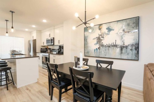1508-210 Firelight Way West, Lethbridge, AB - Indoor Photo Showing Dining Room
