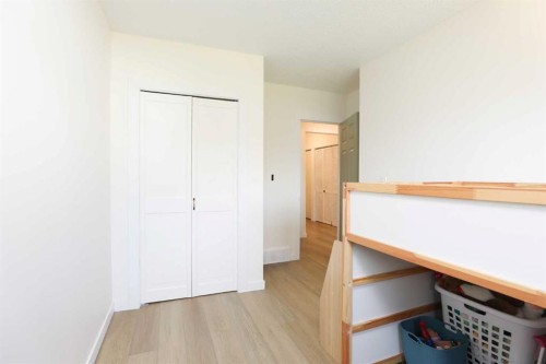 605 50 Avenue, Coalhurst, AB - Indoor Photo Showing Other Room