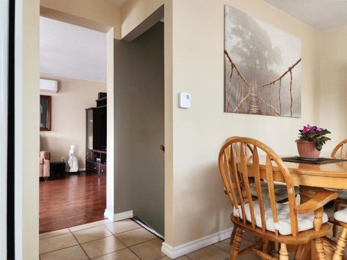 18 Willow Road, Claresholm, AB - Indoor Photo Showing Other Room