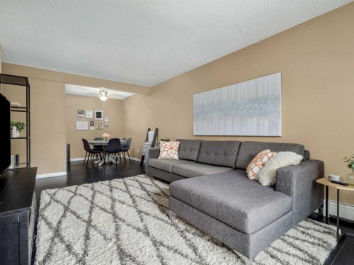 108-3910 23 Avenue South, Lethbridge, AB - Indoor Photo Showing Living Room