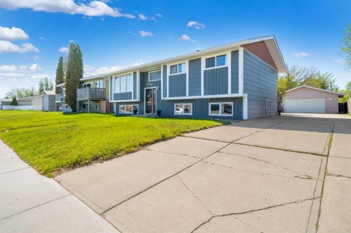 4734 60 Avenue, Taber, AB - Outdoor