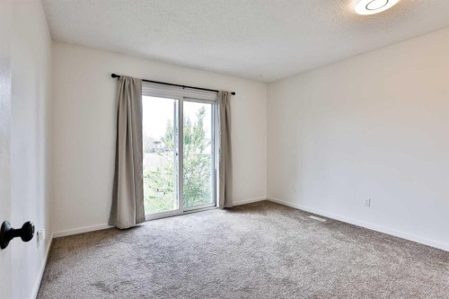 65 Princeton Crescent West, Lethbridge, AB - Indoor Photo Showing Other Room