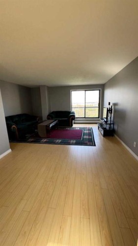 617-5 Berkeley Place West, Lethbridge, AB - Indoor
