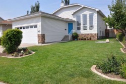 47 riverbrook Close WEST Lethbridge, AB T1J 0J5