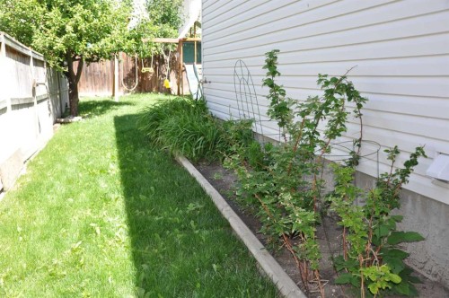 47 Riverbrook Close West, Lethbridge, AB - Outdoor With Exterior