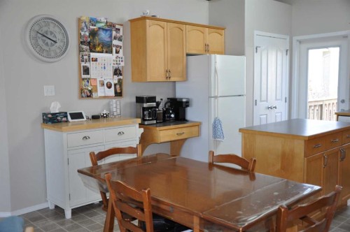47 Riverbrook Close West, Lethbridge, AB - Indoor