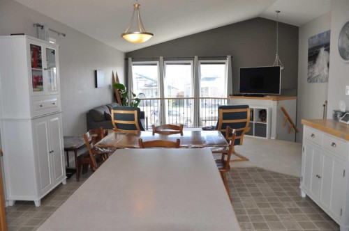 47 Riverbrook Close West, Lethbridge, AB - Indoor