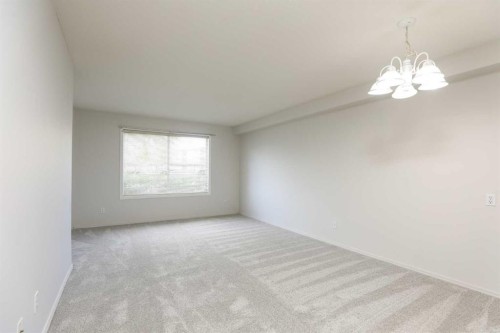 112-620 Columbia Boulevard West, Lethbridge, AB - Indoor Photo Showing Other Room