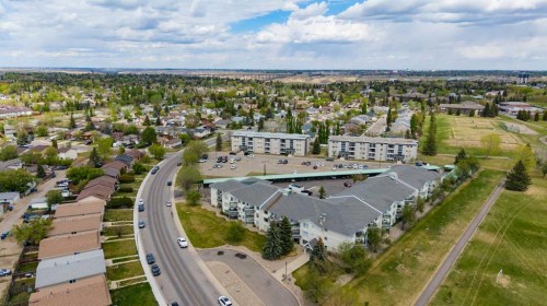 112-620 Columbia Boulevard West, Lethbridge, AB - Outdoor With View