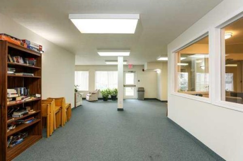 112-620 Columbia Boulevard West, Lethbridge, AB - Indoor Photo Showing Other Room