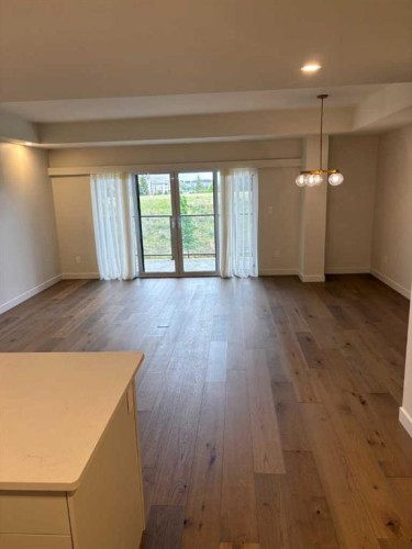128-102 Scenic Drive North, Lethbridge, AB 
