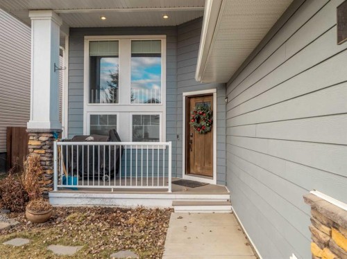 453 Westgate Crescent, Coaldale, AB - Outdoor With Deck Patio Veranda With Exterior