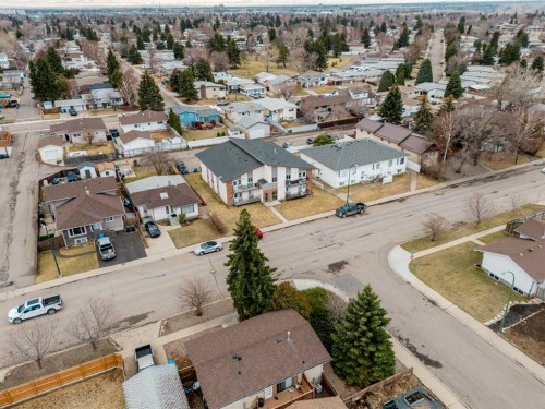 7-1739 St Edward Boulevard North, Lethbridge, AB - Outdoor With View