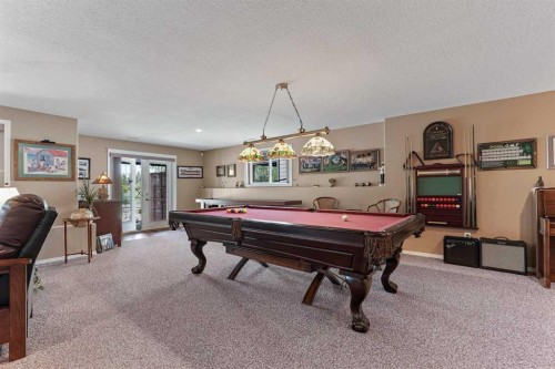 605 Sunridge Crescent West, Lethbridge, AB - Indoor Photo Showing Other Room