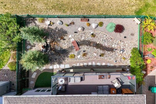 605 Sunridge Crescent West, Lethbridge, AB - Outdoor