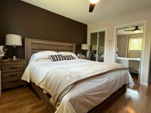 235S 50 West, Raymond, AB - Indoor Photo Showing Bedroom