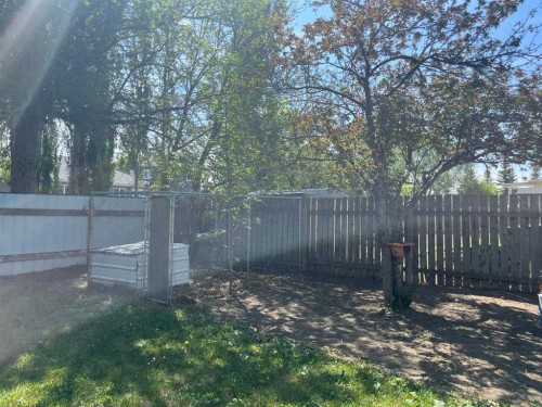 235S 50 West, Raymond, AB - Outdoor