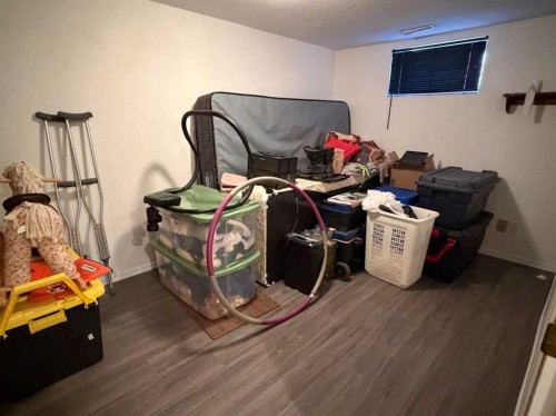 5025 41 Avenue, Taber, AB - Indoor