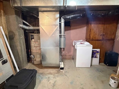5025 41 Avenue, Taber, AB - Indoor