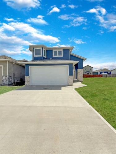 236 Greenwood Road  Coalhurst, AB T0L 0V2