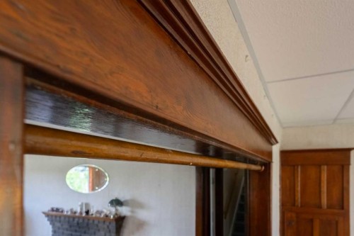 5 4 Street, Champion, AB - Indoor Photo Showing Other Room