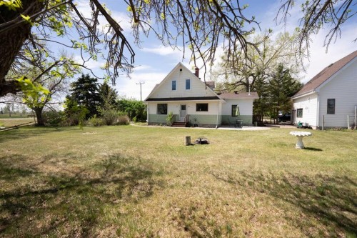 5 4 Street, Champion, AB - Outdoor