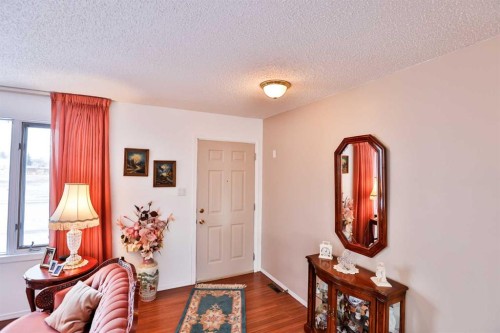 243 N 200 W, Raymond, AB - Indoor