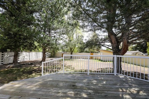 9 Queens Road West, Lethbridge, AB - Outdoor With Deck Patio Veranda