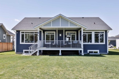 19 S 300 W, Raymond, AB - Outdoor With Deck Patio Veranda
