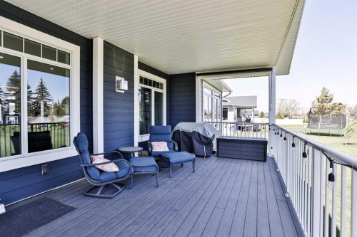 19 S 300 W, Raymond, AB - Outdoor With Deck Patio Veranda With Exterior