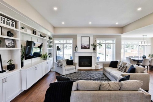 19 S 300 W, Raymond, AB - Indoor Photo Showing Living Room With Fireplace