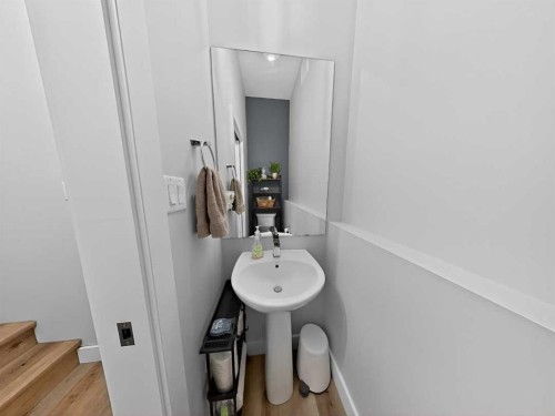 209 Southmore Place, Blairmore, AB - Indoor Photo Showing Bathroom