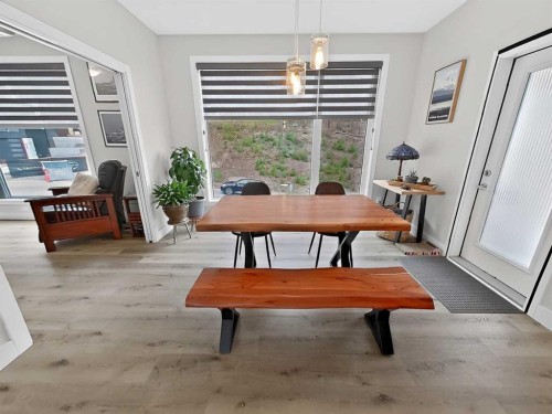 209 Southmore Place, Blairmore, AB - Indoor Photo Showing Dining Room