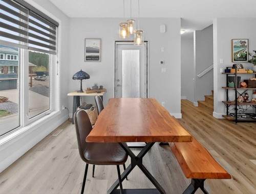 209 Southmore Place, Blairmore, AB - Indoor Photo Showing Dining Room