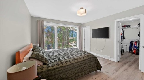 209 Southmore Place, Blairmore, AB - Indoor Photo Showing Bedroom