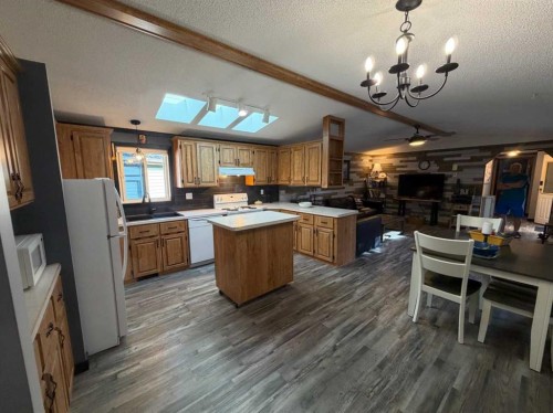 2923 31 Avenue South, Lethbridge, AB 