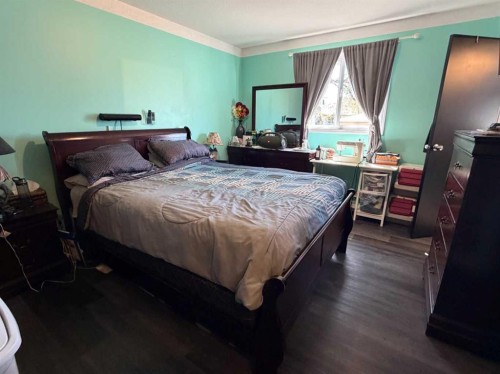5214 45 Avenue, Taber, AB - Indoor Photo Showing Bedroom