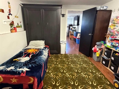 5214 45 Avenue, Taber, AB - Indoor
