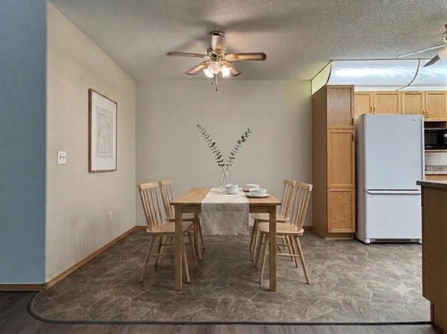 208-75 1 Avenue South, Lethbridge, AB - Indoor
