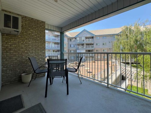 208-75 1 Avenue South, Lethbridge, AB - Outdoor With Balcony With Exterior