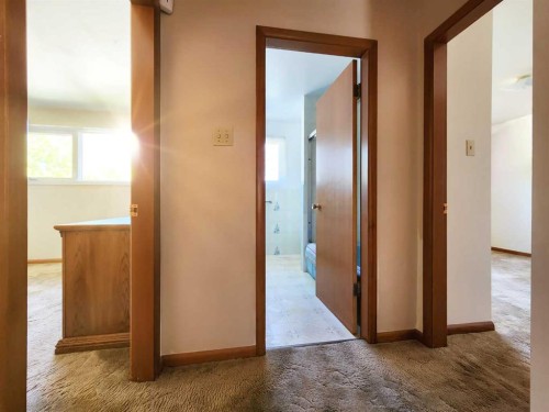 1405 13 Avenue North, Lethbridge, AB - Indoor Photo Showing Other Room