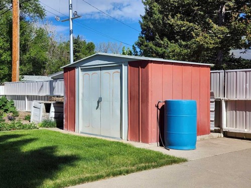 1405 13 Avenue North, Lethbridge, AB - Outdoor