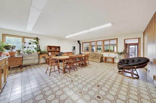 12145 21Ave, Blairmore, AB - Indoor