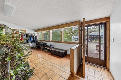 12145 21Ave, Blairmore, AB - Indoor Photo Showing Other Room