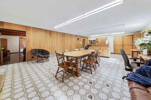 12145 21Ave, Blairmore, AB - Indoor