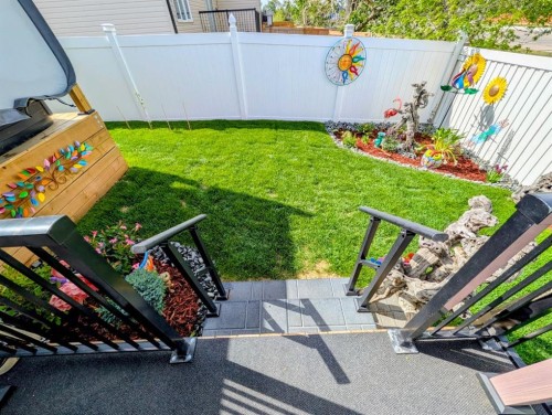 83 Harvest Square, Claresholm, AB - Outdoor