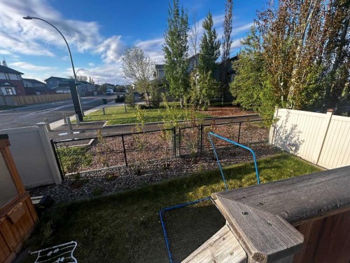 802 Keystone Meadows West, Lethbridge, AB - Outdoor